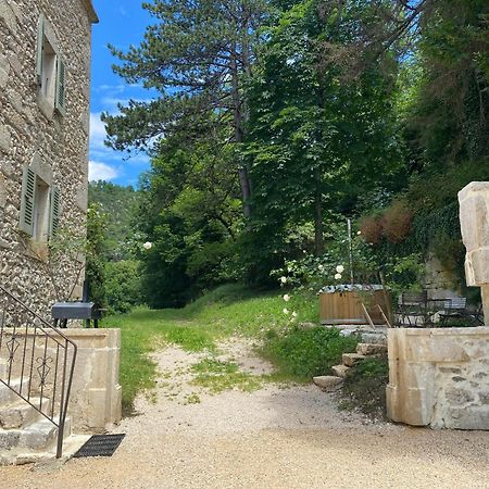Domaine Du Tres-Haut - Chateau De Montanges Екстер'єр фото